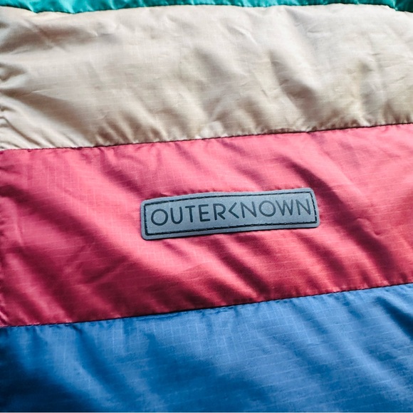 Outerknown Reversible Hooded Chromatic Puffer Jacket Men’s L Marine Rainbow - Picture 3 of 8